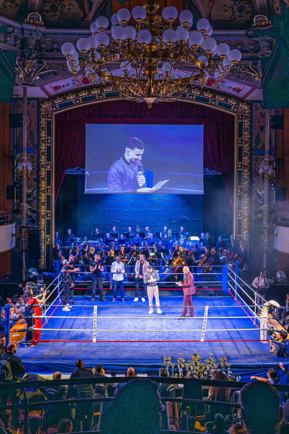 Bisons Fight Night II avec l'Orchestre Victor Hugo